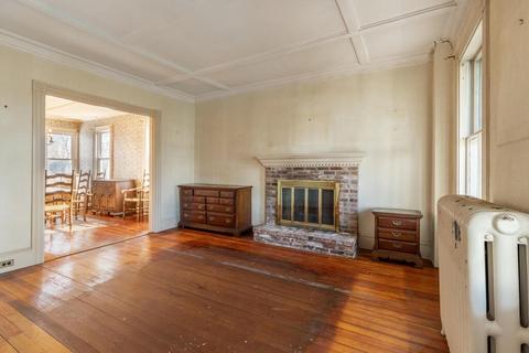 10 Baker St, Gloucester, MA 01930 photo 7