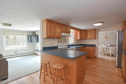 480 Main St, Millis, MA 02054 photo 7