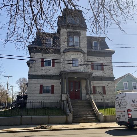 74 Newhall St #5, Lynn, MA 01902