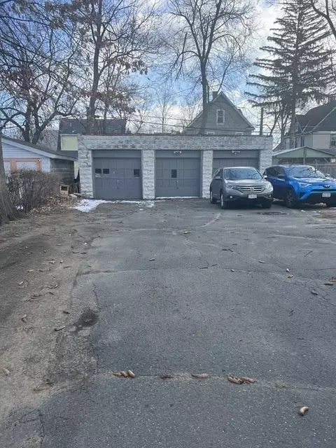 27 Andrew St, Springfield, MA 01109 photo 32