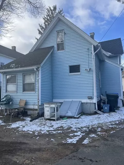 27 Andrew St, Springfield, MA 01109 photo 3