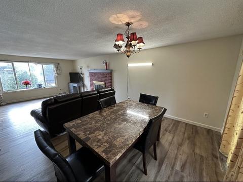 24 Emerson St, Springfield, MA 01118 photo 3