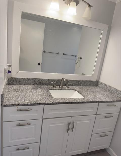 24 Emerson St, Springfield, MA 01118 photo 6