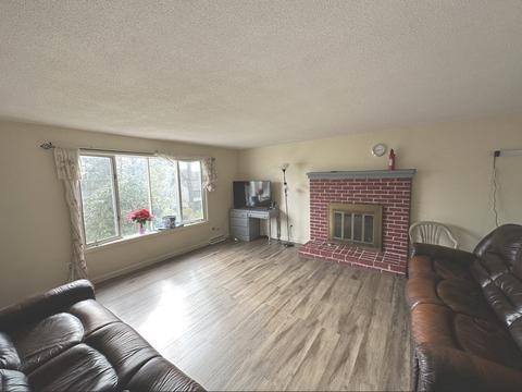 24 Emerson St, Springfield, MA 01118 photo 4