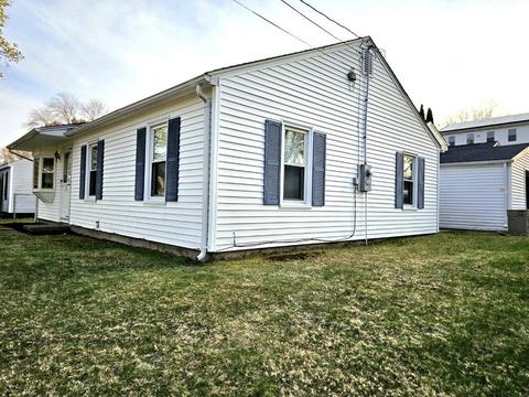 25 Budd Dr, Dudley, MA 01571 photo 4
