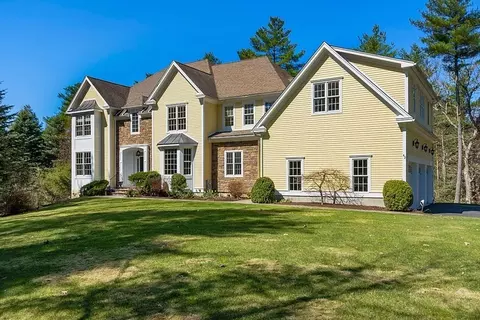 42 Sylvan Dr, Stow, MA 01775 photo 1