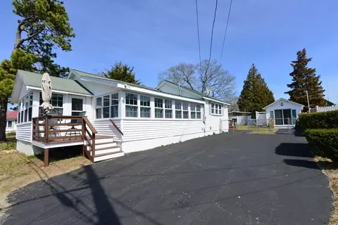 50 Pleasant, Wareham, MA 02571 photo 4