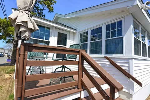 50 Pleasant, Wareham, MA 02571 photo 3