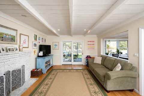 5 Chatham Cir, Hingham, MA 02043 photo 8