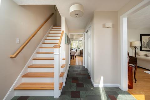 5 Chatham Cir, Hingham, MA 02043 photo 3