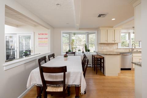 5 Chatham Cir, Hingham, MA 02043 photo 4