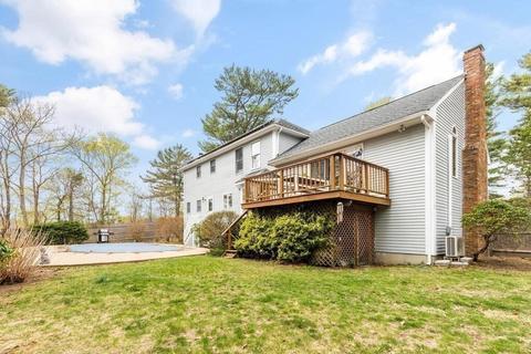 3 Juniper Valley Ct, Beverly, MA 01915 photo 3