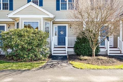 11 Old Cedar Vlg #11, Bridgewater, MA 02324