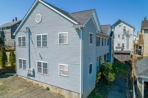 303 Eagle St #D, Fall River, MA 02721 photo 4