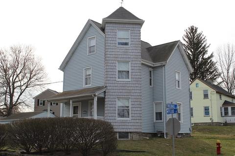 46 Mylod St, Norwood, MA 02062