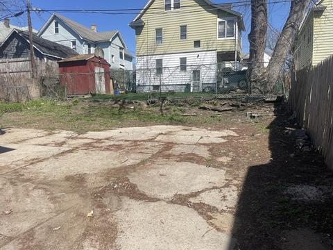 39-41 Genesee St, Springfield, MA 01104 photo 13