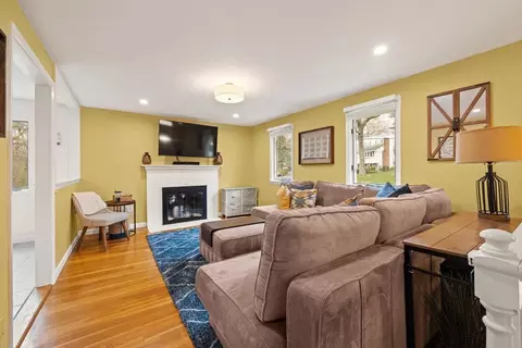 18 George Rd, Maynard, MA 01754 photo 4