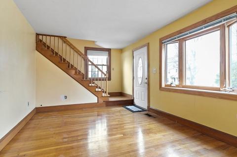 7 Dean Rd, Milton, MA 02186 photo 4
