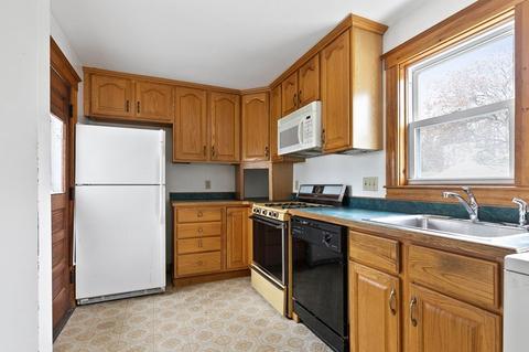 7 Dean Rd, Milton, MA 02186 photo 8