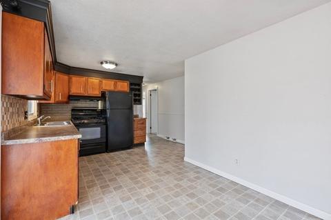 151 Garnet St, Springfield, MA 01129 photo 13