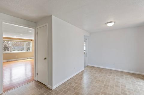 151 Garnet St, Springfield, MA 01129 photo 16