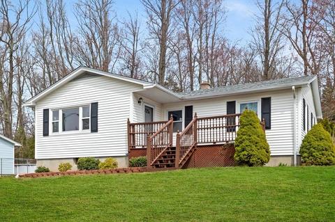 151 Garnet St, Springfield, MA 01129 photo 41
