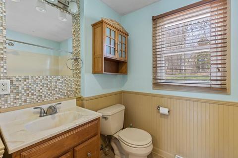 151 Garnet St, Springfield, MA 01129 photo 26