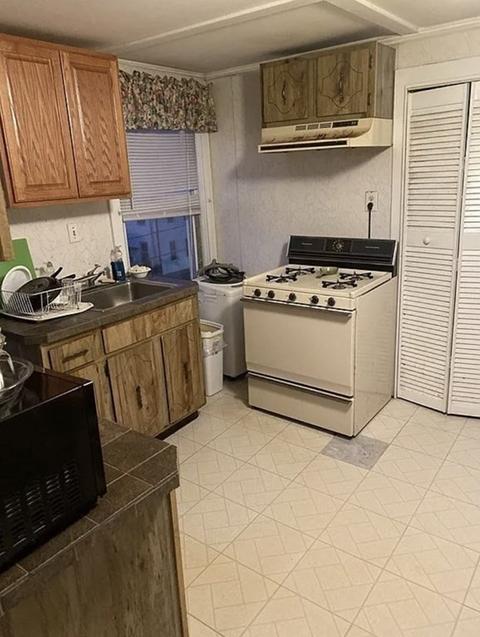 79 Bucknam St, Everett, MA 02149 photo 17
