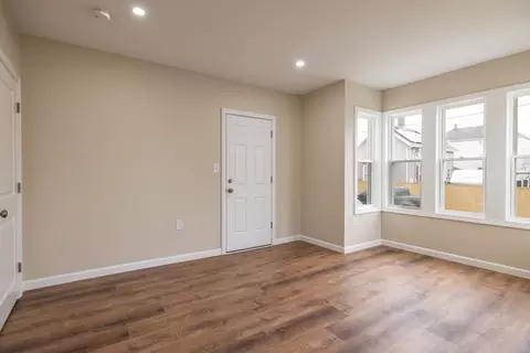 62 Almy St, Fall River, MA 02720 photo 11