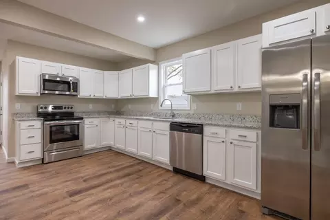 62 Almy St, Fall River, MA 02720 photo 17