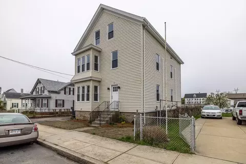 62 Almy St, Fall River, MA 02720 photo 3
