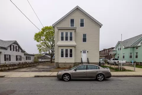 62 Almy St, Fall River, MA 02720 photo 1