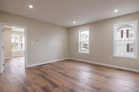 62 Almy St, Fall River, MA 02720 photo 14