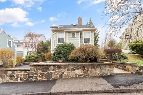 6 Hines Ct, Marblehead, MA 01945 photo 2