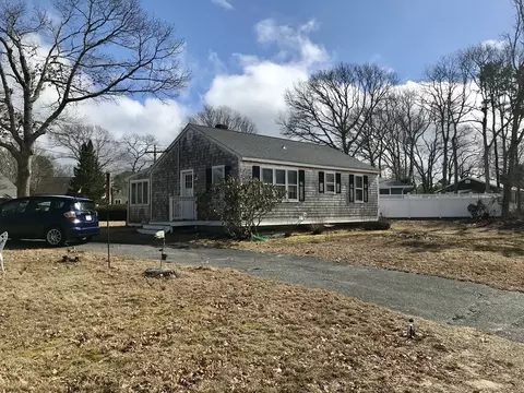 47 Alma Rd, Mashpee, MA 02649 photo 1