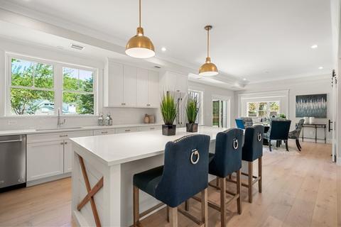 27 Porter Rd, Natick, MA 01760 photo 12