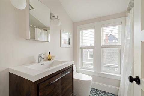 32 Abbott St, Beverly, MA 01915 photo 25