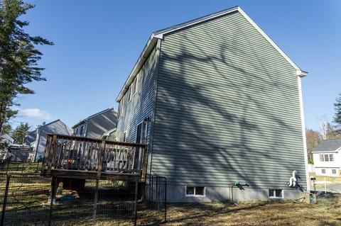 314 Brookside Dr, Gardner, MA 01440 photo 25