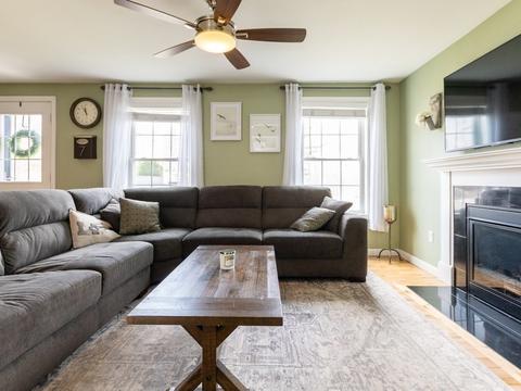 7 Stuart St, Gardner, MA 01440 photo 7