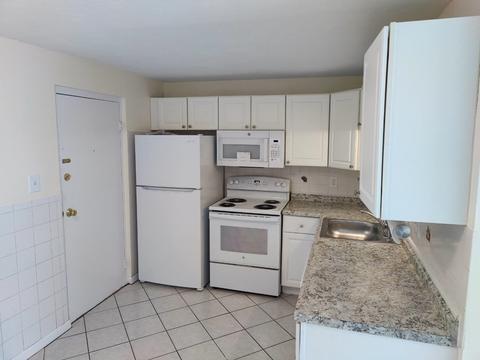 15 Staples Ave #11, Everett, MA 02149 photo 4
