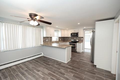 5 Dunstable St, Lawrence, MA 01843 photo 7