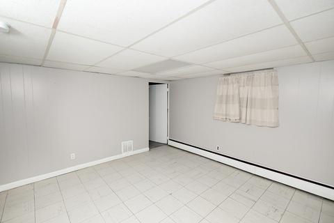 5 Dunstable St, Lawrence, MA 01843 photo 28