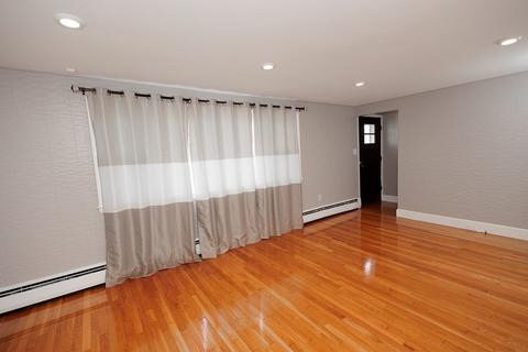 5 Dunstable St, Lawrence, MA 01843 photo 9