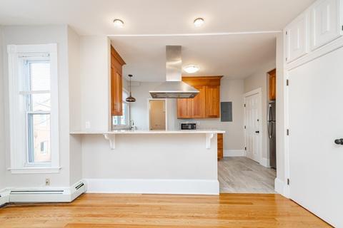147 Cedar St, Somerville, MA 02144 photo 4