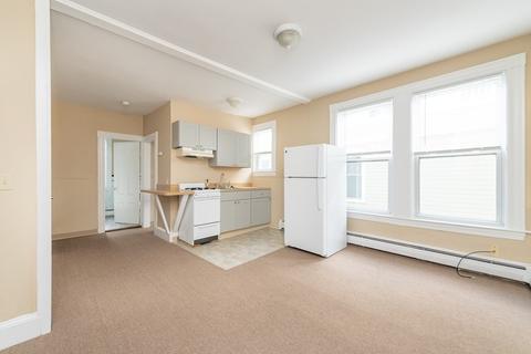 147 Cedar St, Somerville, MA 02144 photo 28