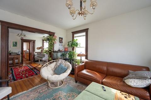 6 Edwin St, Brookline, MA 02445 photo 21