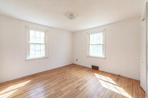 16 Middlebrook Dr, Springfield, MA 01129 photo 19