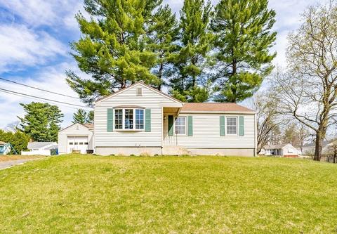 16 Middlebrook Dr, Springfield, MA 01129 photo 2