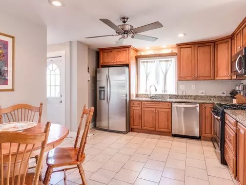 60 Bisson St, Beverly, MA 01915 photo 6