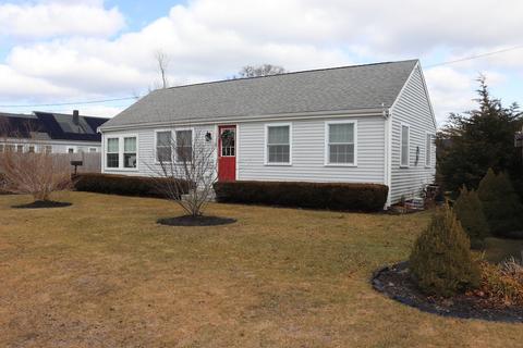 4 Bayberry, Bourne, MA 02532